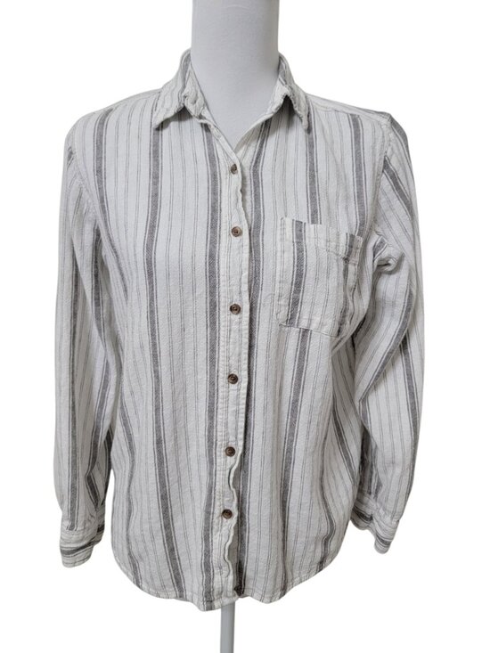 Universal Thread Tops - Universal Thread Size XS Gray & White Striped Relaxed Fit Button Down Shirt